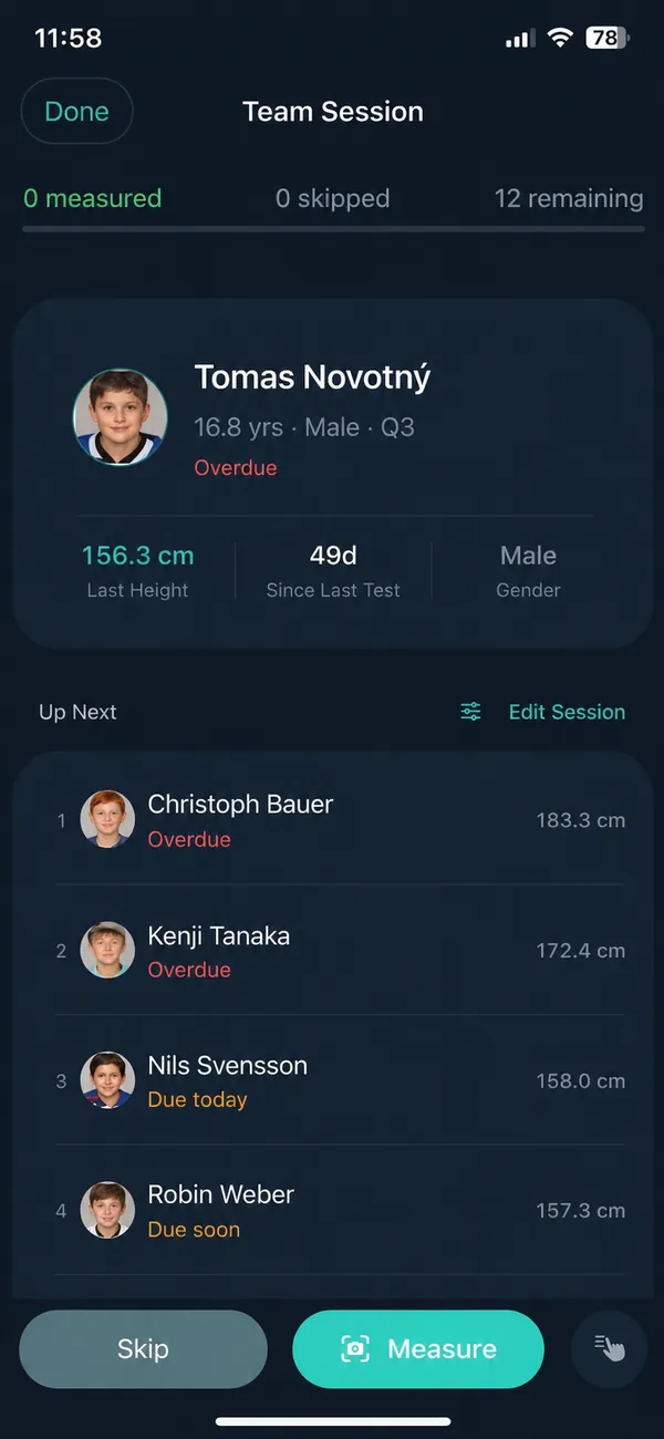 Develupp squad testing session showing the player measurement queue